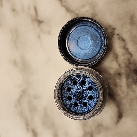 L'Oreal HIP eyeshadow - Picture 3 of 4